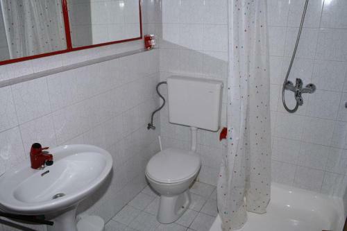 Apartment Nerezine 2519a