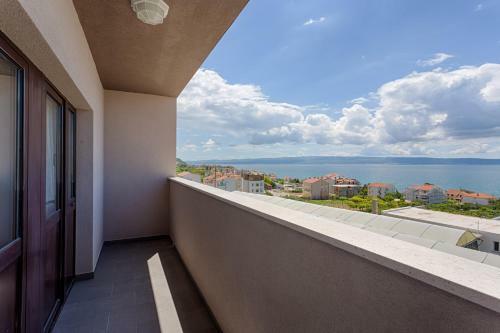 Apartment Dijana Podstrana