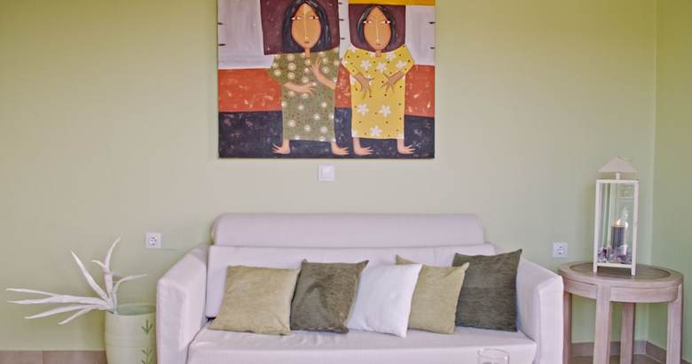 Hotel Water Lily