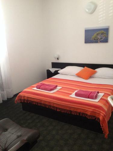 Hostal Guest House Alek