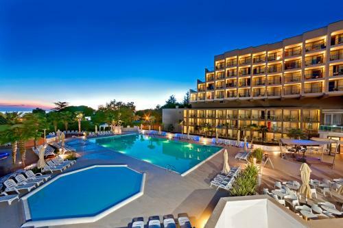 Hotel Laguna Materada