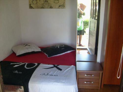 Family Friendly House With A Parking Space Pucisca (Brac) - 749