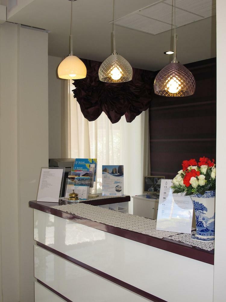Hotel Club Sorrento