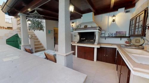 Radovani Luxury Apartment With Private Pool