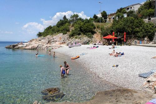 Apartments With A Parking Space Senj - 5562