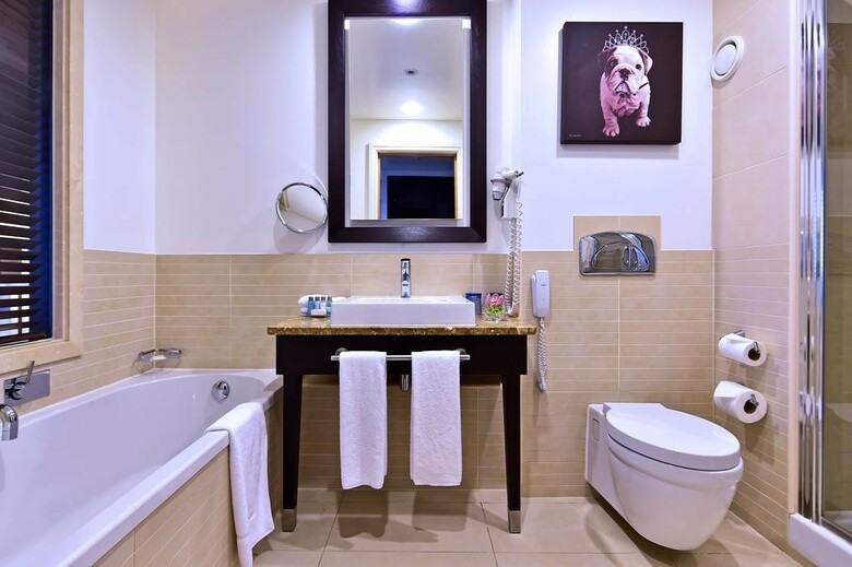 Pestana Chelsea Bridge Hotel & Spa