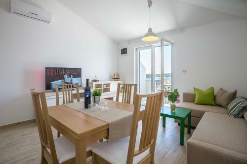 Apartments Oleandar