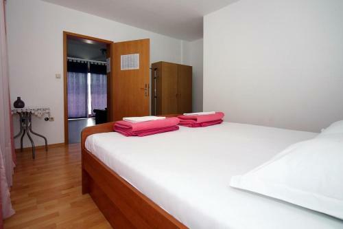 Apartment Tisno 5106c