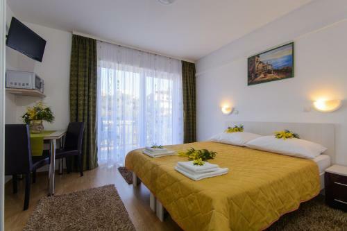Apartments Mijo