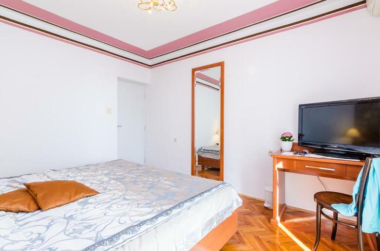 Apartments Nicol