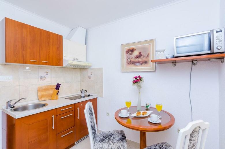 Apartments Nicol
