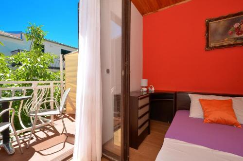 Apartment Arbanija 8651d