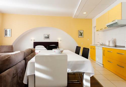 Apartments Fortezza