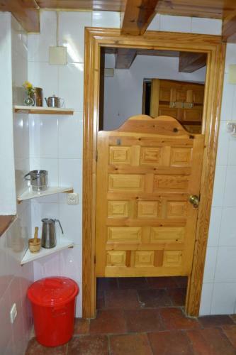 Apartamentos Cuevas Del Escardillo