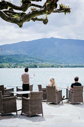 Hotel Auberge Du P�re Bise - Jean Sulpice
