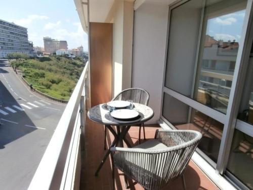 Rental Apartment Corsaires 2