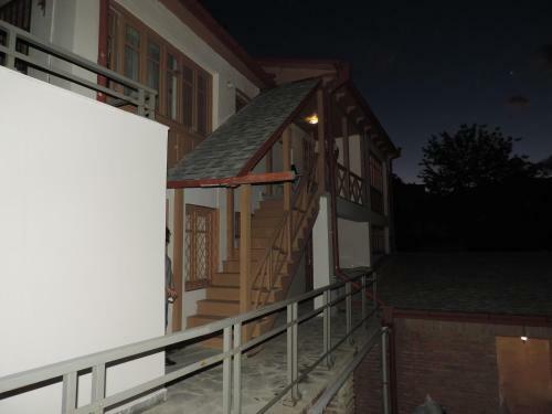 Hostal Apartamenti Gomi 17