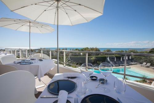 Hotel La Plage Art Et Emotions