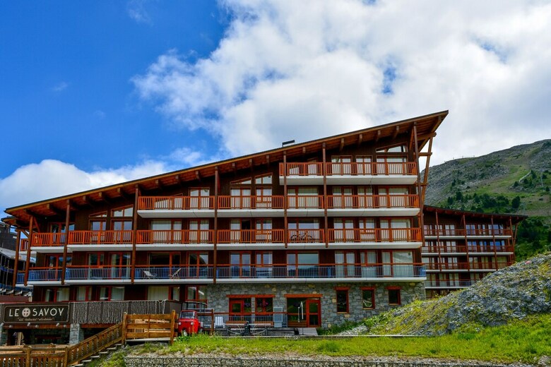 Aparthotel Chalet Des Neiges : La Cime Des Arcs