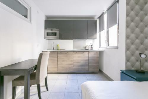 Coeur Urbain Apartments - Place De La Com�die