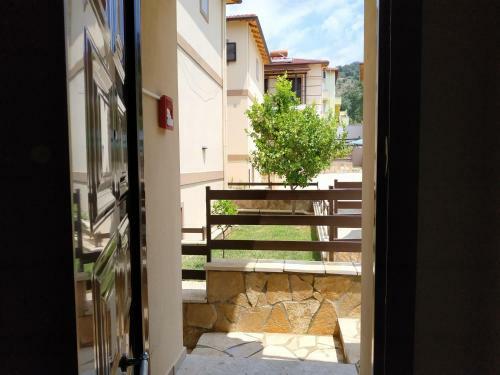 Angeo Apartments