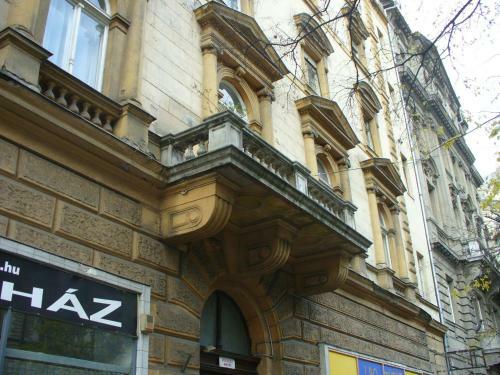 Budapest Tourist Apartments - J�zsef K�r�t