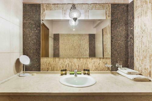 Akritas Ef Zin Villas & Suites