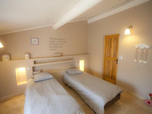 Luxurious Villa In Luberon With Private Swimming Pool