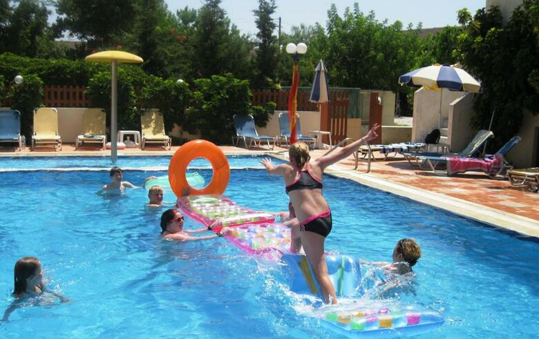 Aparthotel Ideal Hotel