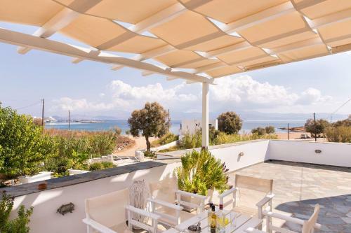 Villa San Dimitrio House On The Beach
