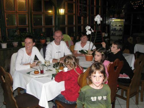 Hostal Aranyszarvas-goldener Hirsch Pension