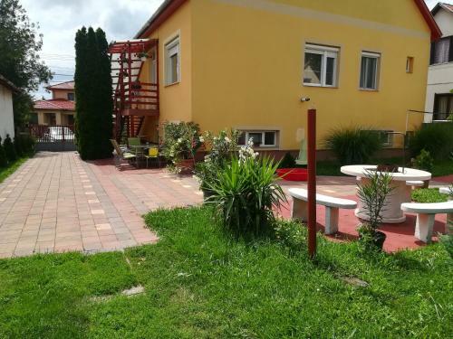 Apartamento Mercedes Vend�gh�z