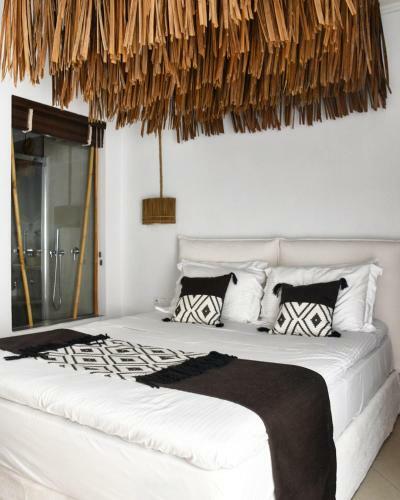 Angelos Apartments