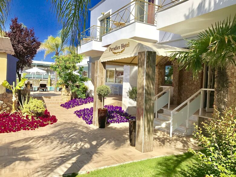 Paradice Hotel Luxury Suites