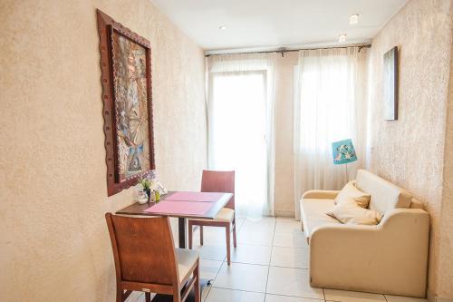 Hotel Ilisia