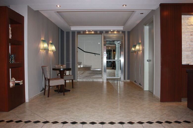 Hotel Cariatis
