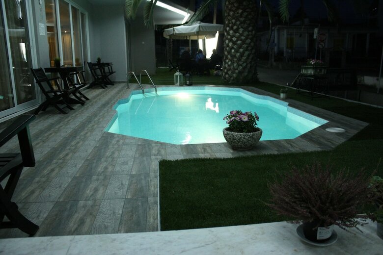 Hotel Cariatis