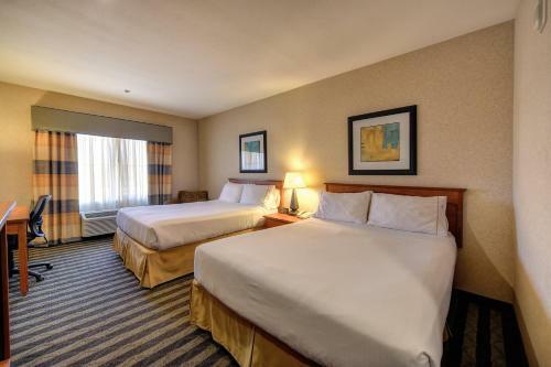 Holiday Inn Express Hotel & Suites Manteca