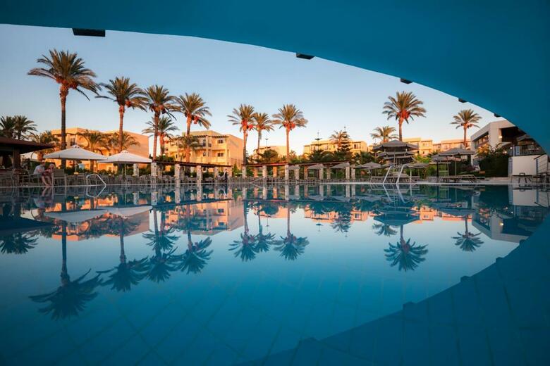 Hotel Horizon Beach Resort