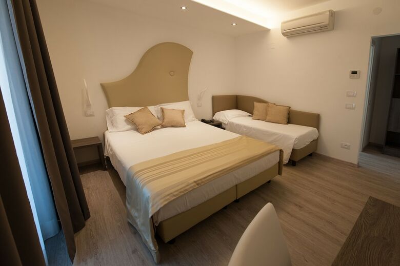 Hotel Italia