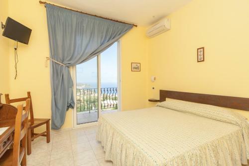 Hotel Ape Regina