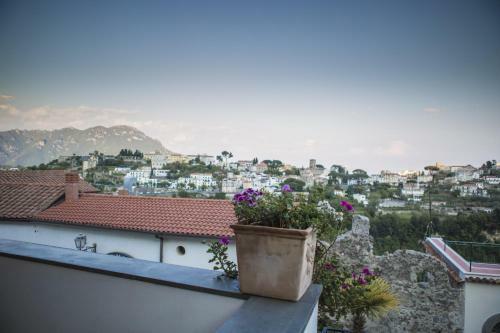 Hostal Casa Mansi B&B