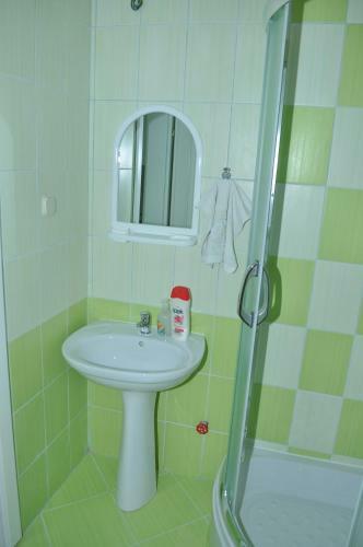 Sadi Apartments