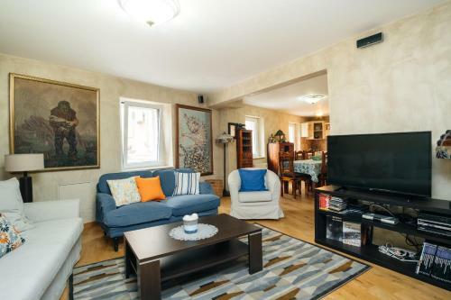 Luxury Montesa Old Town Apartment