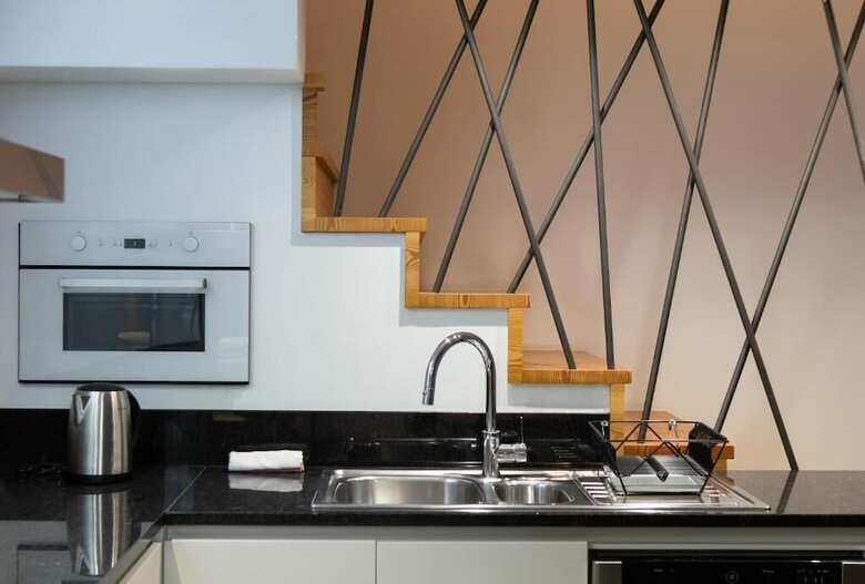 Hostal La Maison Pinheiro Guest House