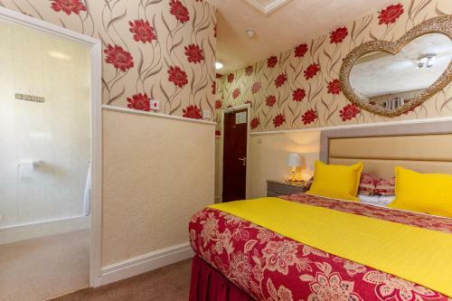 Hostal The Valentine (adult Couples Only)