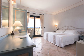 Hotel La Rocca Resort & Spa