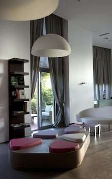 For You Hotel