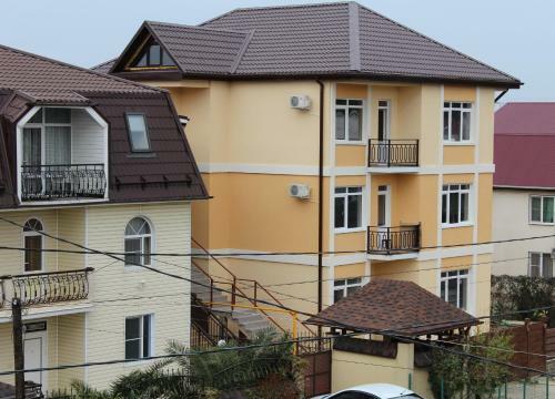 Hostal Alie Parusa Guest House