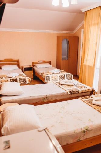 Hostal Guest House Lenina 100